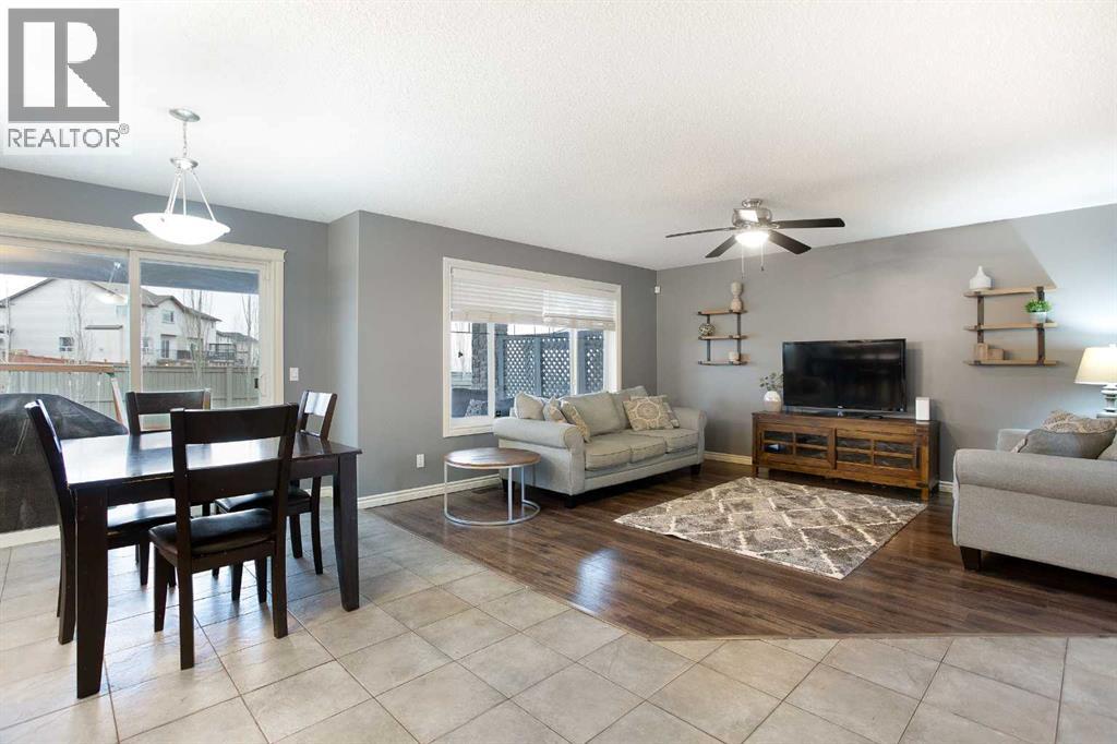2832 Coopers Manor SW, Airdrie, Alberta  T4B 3J7 - Photo 10 - A2291220