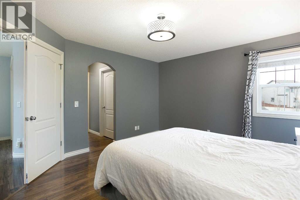 2832 Coopers Manor SW, Airdrie, Alberta  T4B 3J7 - Photo 19 - A2291220