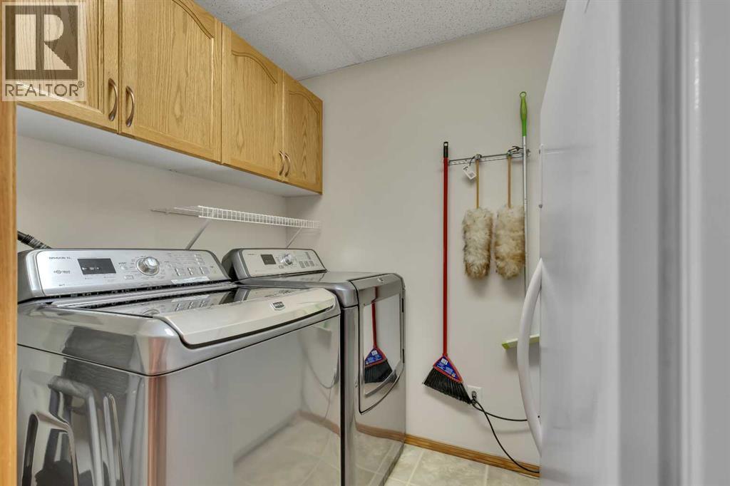 303, 728 Country Hills Road NW, Calgary, Alberta  T3K 5K8 - Photo 16 - A2301147