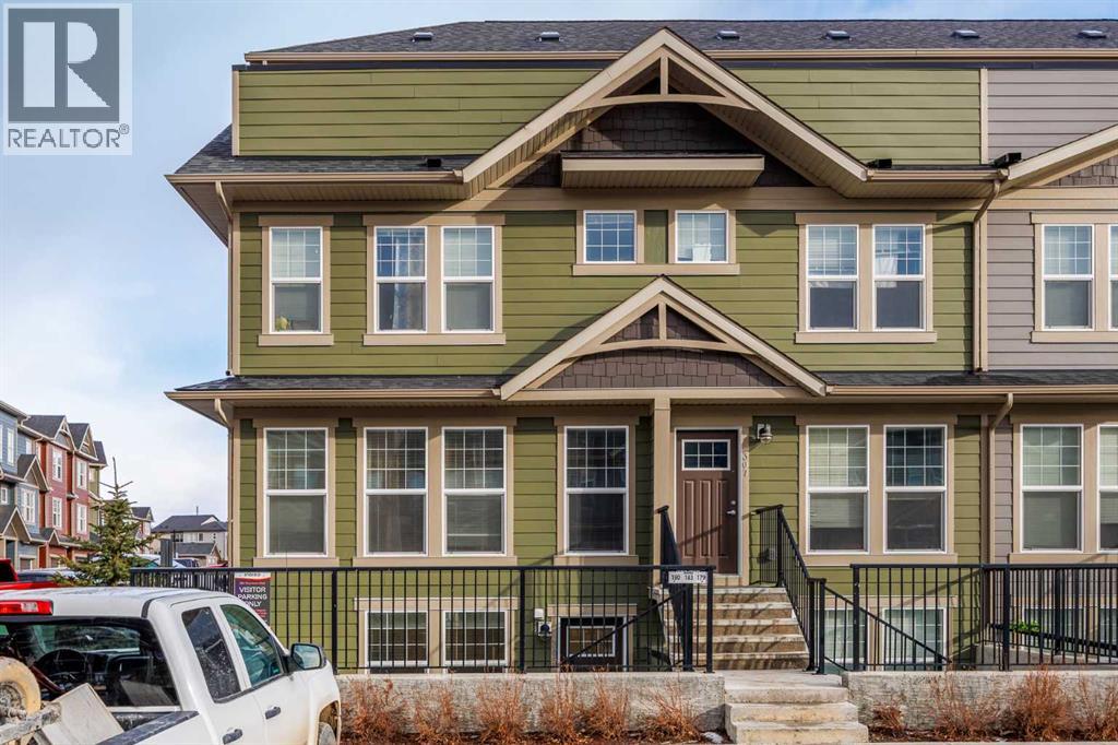 305 Cranbrook Square SE, Calgary, Alberta