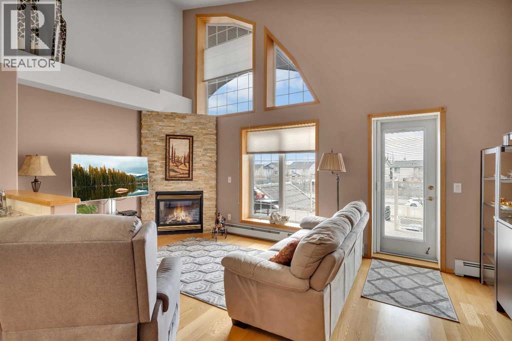 303, 728 Country Hills Road NW, Calgary, Alberta  T3K 5K8 - Photo 3 - A2301147