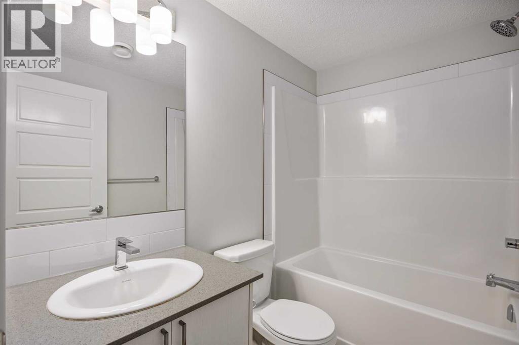 305 Cranbrook Square SE, Calgary, Alberta  T3M 3K8 - Photo 13 - A2300900