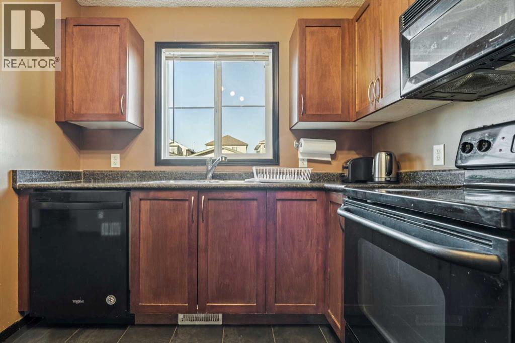 110 Eversyde Common SW, Calgary, Alberta  T2Y 4Z6 - Photo 14 - A2302863