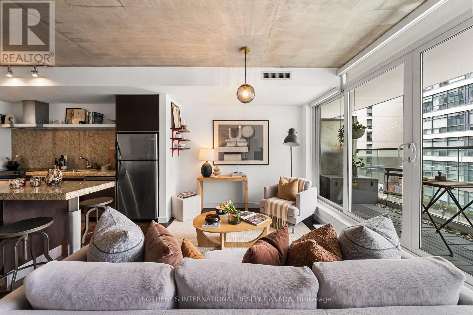 302 - 75 Portland Street, Toronto, Ontario  M5V 2M9 - Photo 14 - C13036430