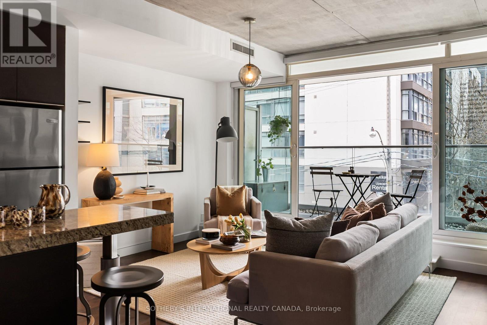 302 - 75 PORTLAND STREET, Toronto, Ontario