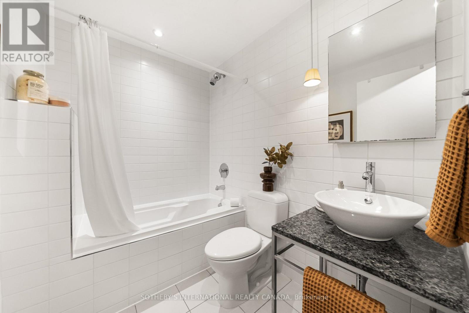 302 - 75 Portland Street, Toronto, Ontario  M5V 2M9 - Photo 21 - C13036430