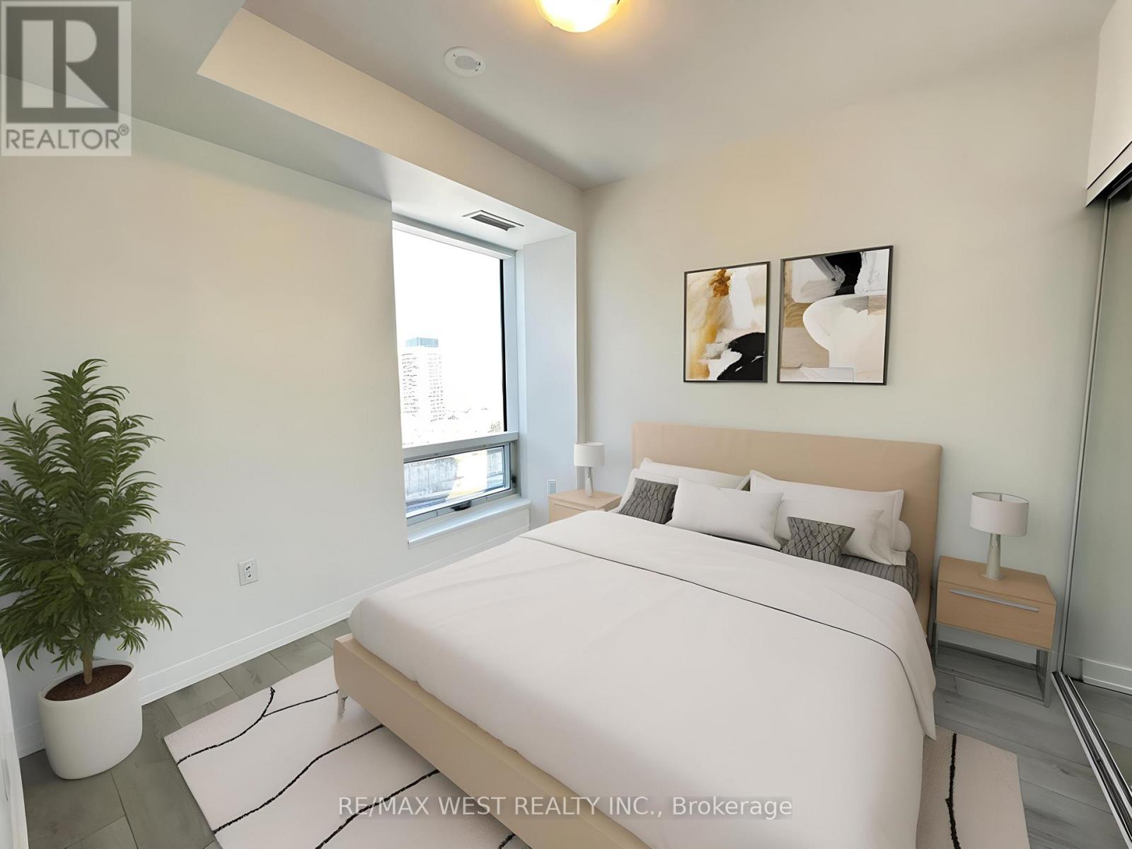 2105 - 28 Freeland Street, Toronto, Ontario  M5E 1L7 - Photo 2 - C13037104