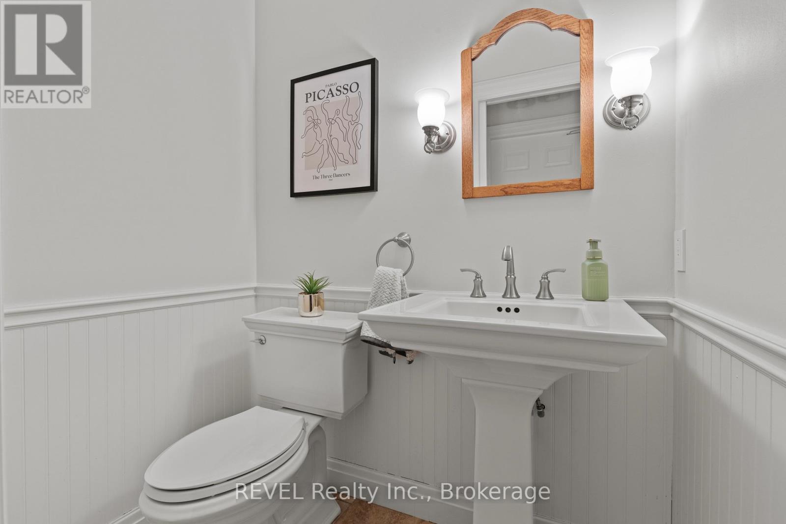 36 Confederation Drive, Niagara-On-The-Lake, Ontario  L0S 1J0 - Photo 18 - X13037816