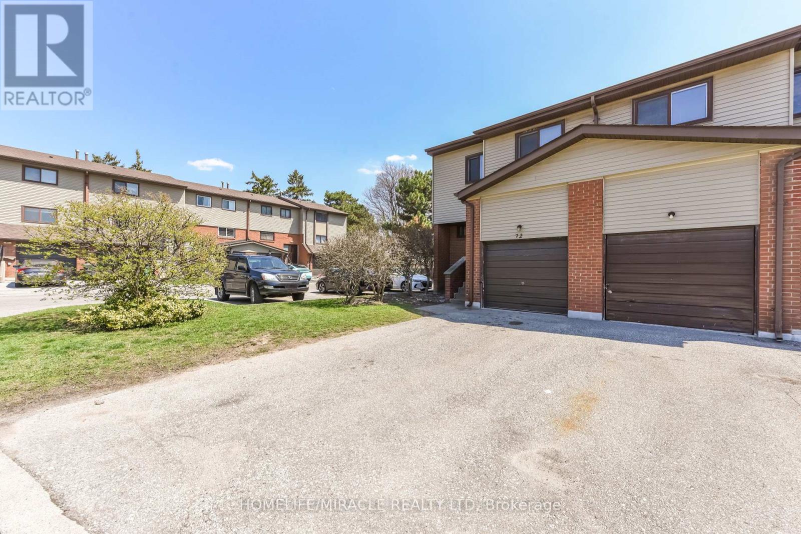 72 - 72 CARLETON PLACE, Brampton, Ontario