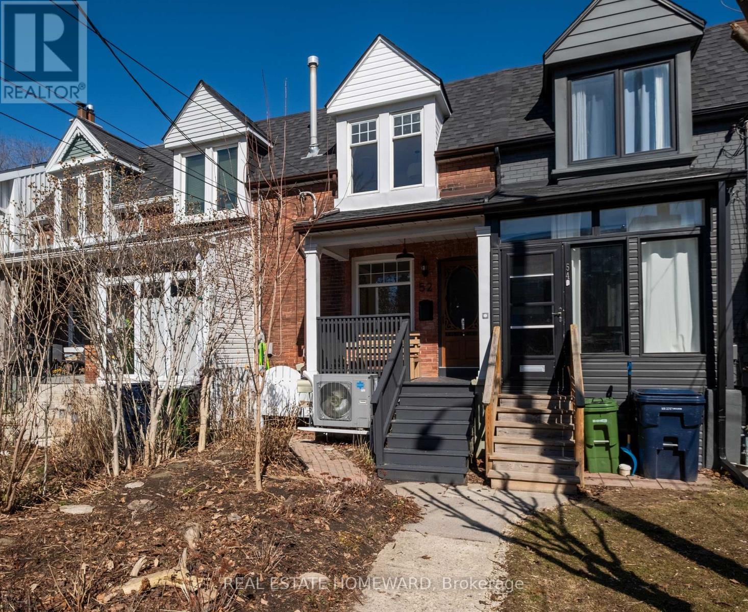 52 Balfour Avenue, Toronto, Ontario  M4C 1T6 - Photo 3 - E13037952