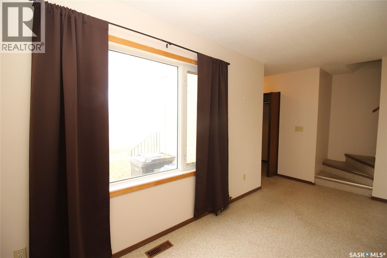 310-320 Railway Avenue W, Val Marie, Saskatchewan  S0N 2T0 - Photo 17 - SK033796