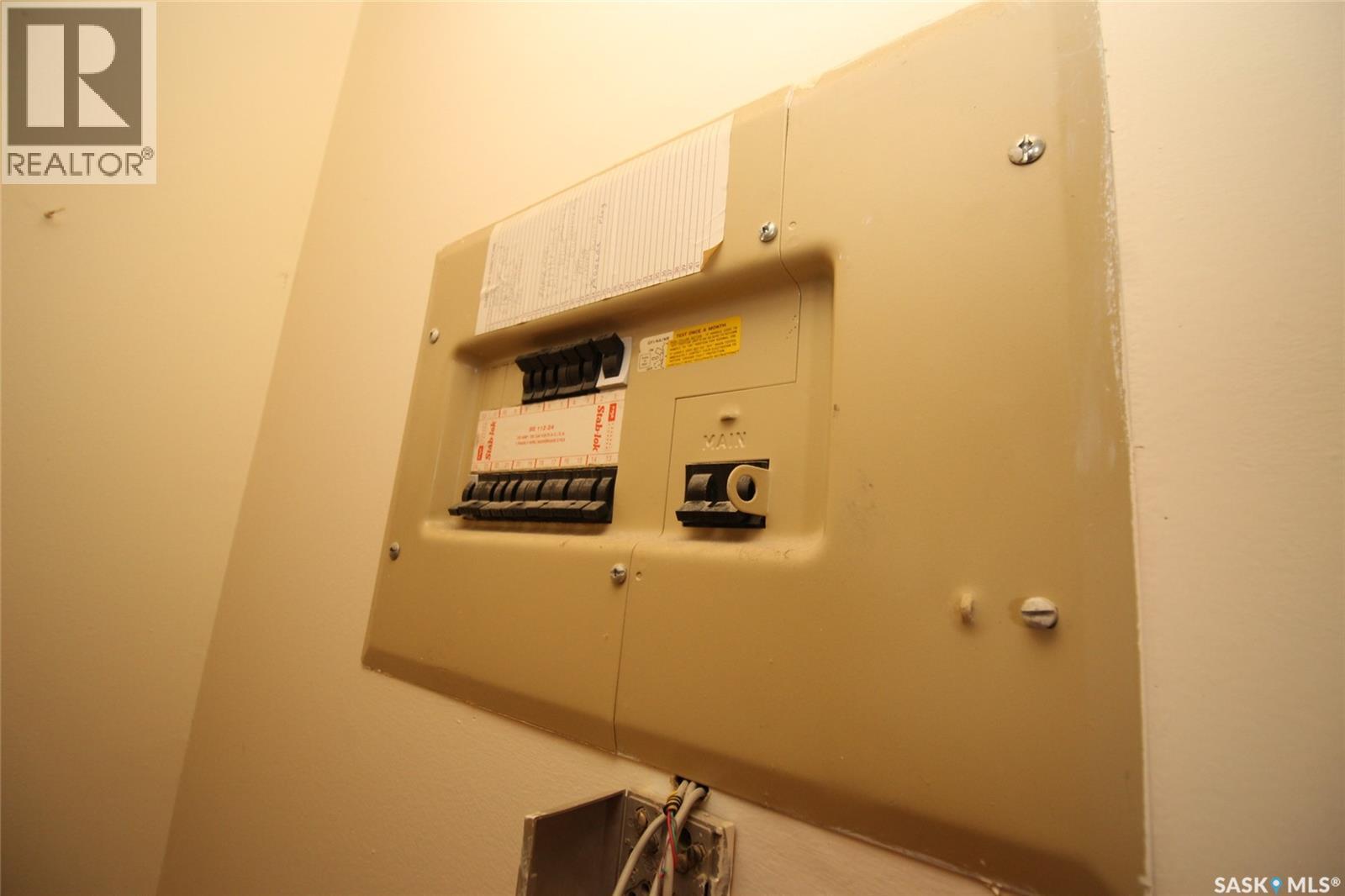 310-320 Railway Avenue W, Val Marie, Saskatchewan  S0N 2T0 - Photo 18 - SK033796