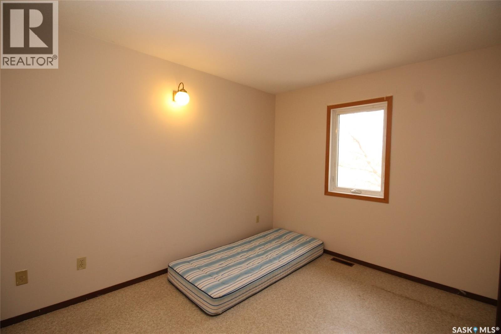 310-320 Railway Avenue W, Val Marie, Saskatchewan  S0N 2T0 - Photo 30 - SK033796