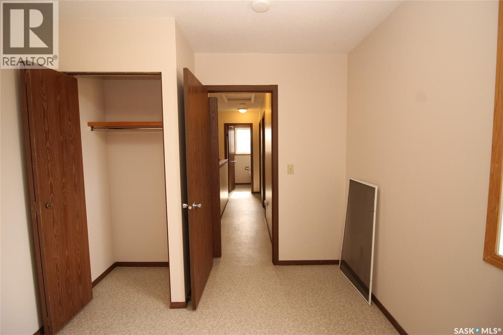 310-320 Railway Avenue W, Val Marie, Saskatchewan  S0N 2T0 - Photo 33 - SK033796