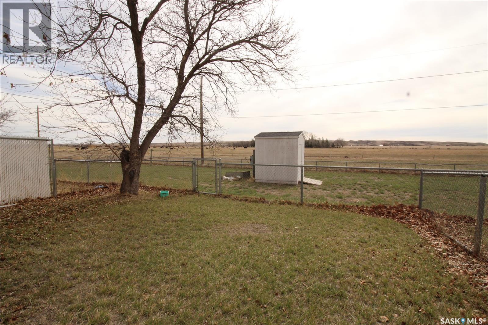 310-320 Railway Avenue W, Val Marie, Saskatchewan  S0N 2T0 - Photo 34 - SK033796