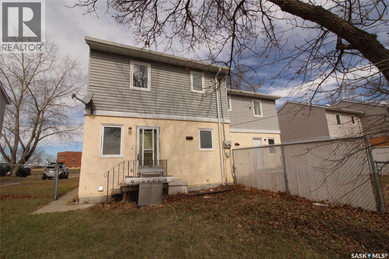 310-320 Railway Avenue W, Val Marie, Saskatchewan  S0N 2T0 - Photo 35 - SK033796