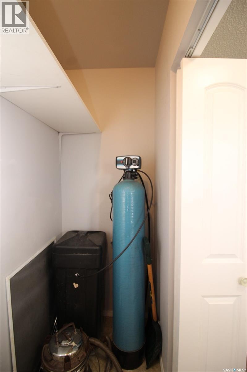 310-320 Railway Avenue W, Val Marie, Saskatchewan  S0N 2T0 - Photo 40 - SK033796