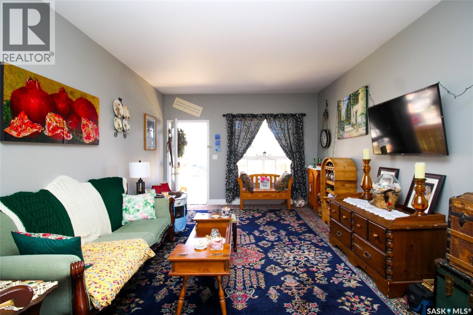 531 1st Street E, Shaunavon, Saskatchewan  S0N 2M0 - Photo 6 - SK033792