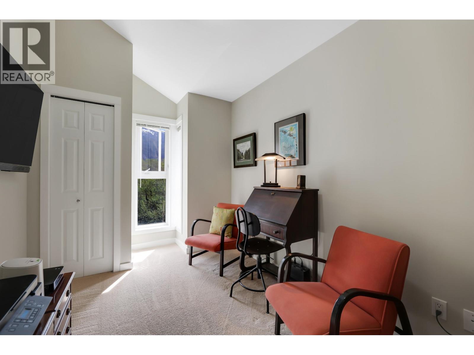 6 1204 Main Street, Squamish, British Columbia  V8B 0S3 - Photo 16 - R3115107