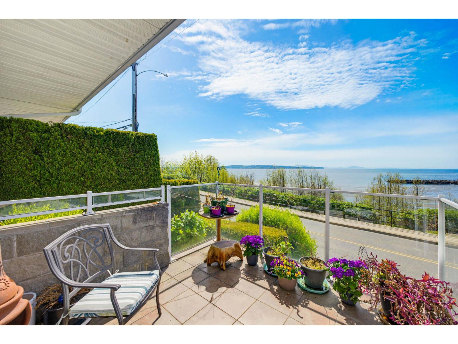 105 15165 MARINE DRIVE, White Rock