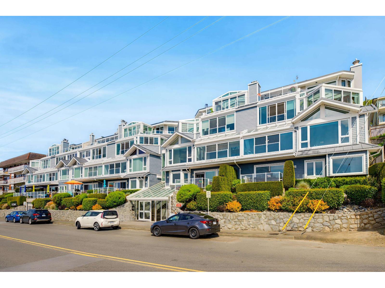 105 15165 Marine Drive, White Rock, British Columbia  V4B 1C5 - Photo 2 - R3114791