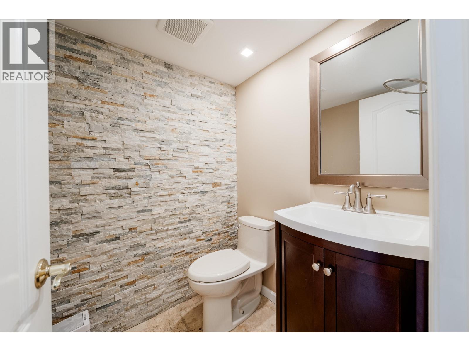 227 Waterleigh Drive, Vancouver, British Columbia  V5X 4T2 - Photo 14 - R3113815