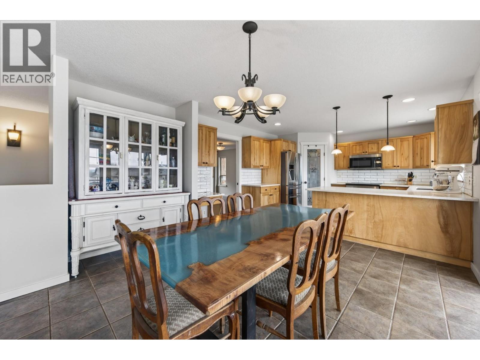 2592 Willowbrae Drive, Kamloops, British Columbia  V1S 2B2 - Photo 7 - 10384594