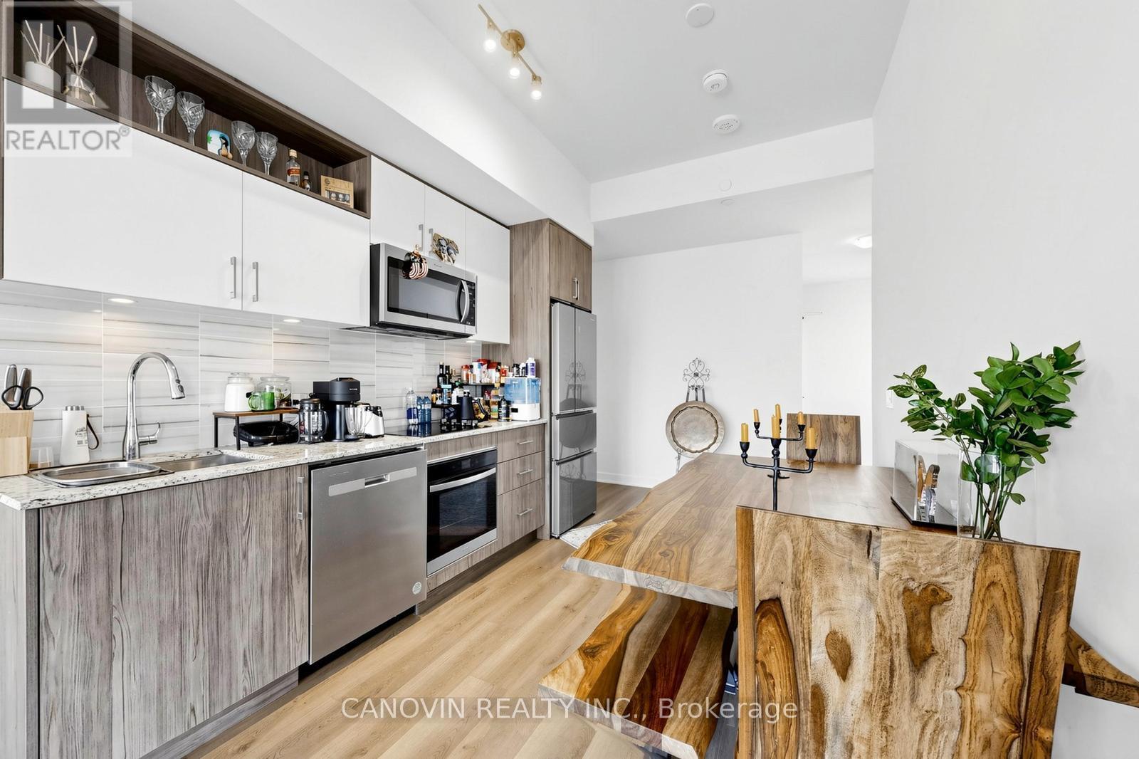 1747 - 121 Lower Sherbourne Street, Toronto, Ontario  M5A 4J4 - Photo 2 - C13019394