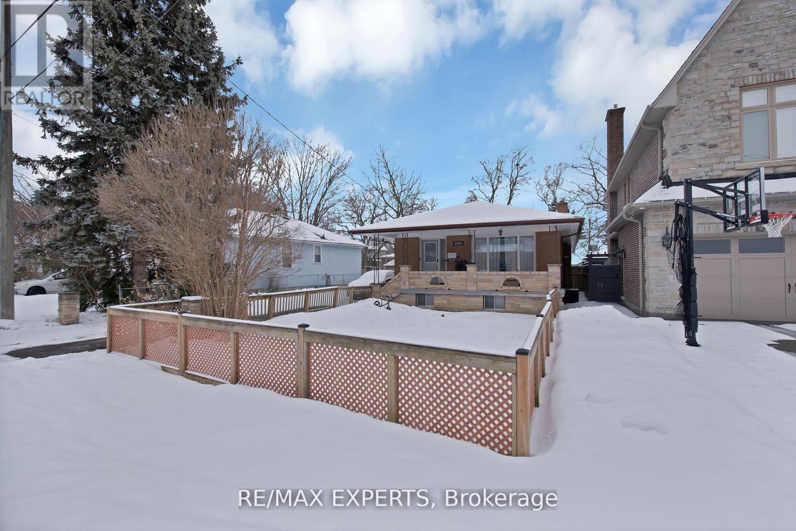 LOWER - 934 BEECHWOOD AVENUE, Mississauga, Ontario