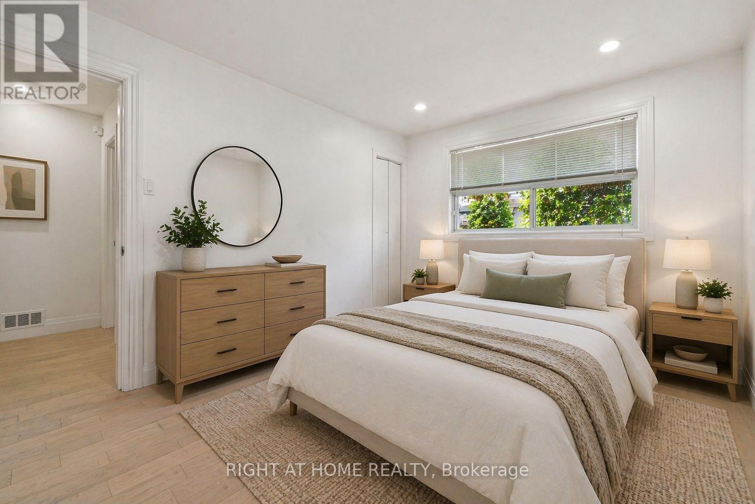 1147 Saturnia Crescent, Mississauga, Ontario  L4Y 2M2 - Photo 21 - W13027724