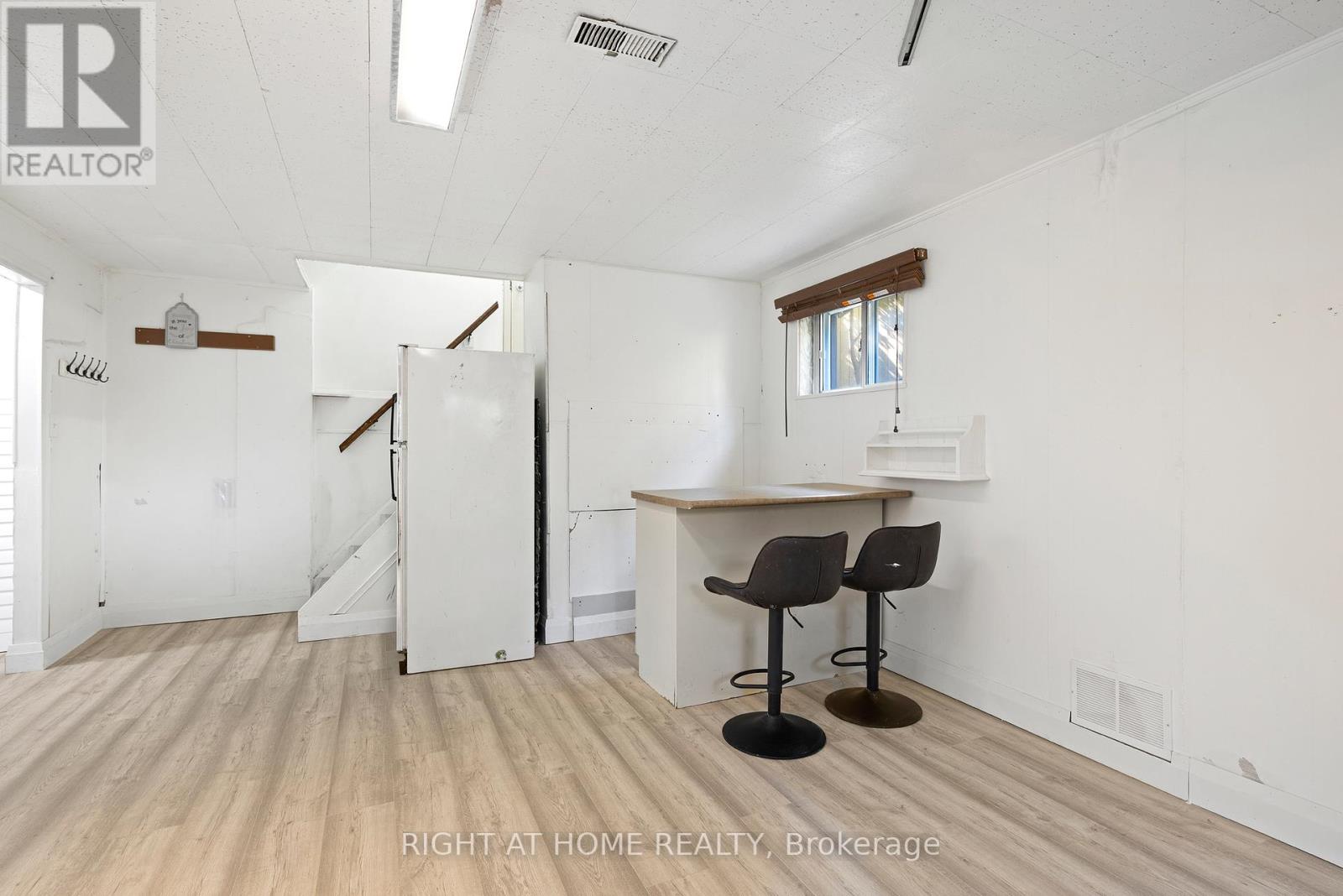 1147 Saturnia Crescent, Mississauga, Ontario  L4Y 2M2 - Photo 32 - W13027724