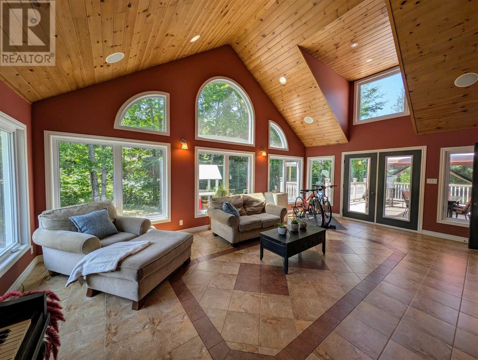 11 River Dr, Blind River, Ontario  P0R 1B0 - Photo 15 - SM260733