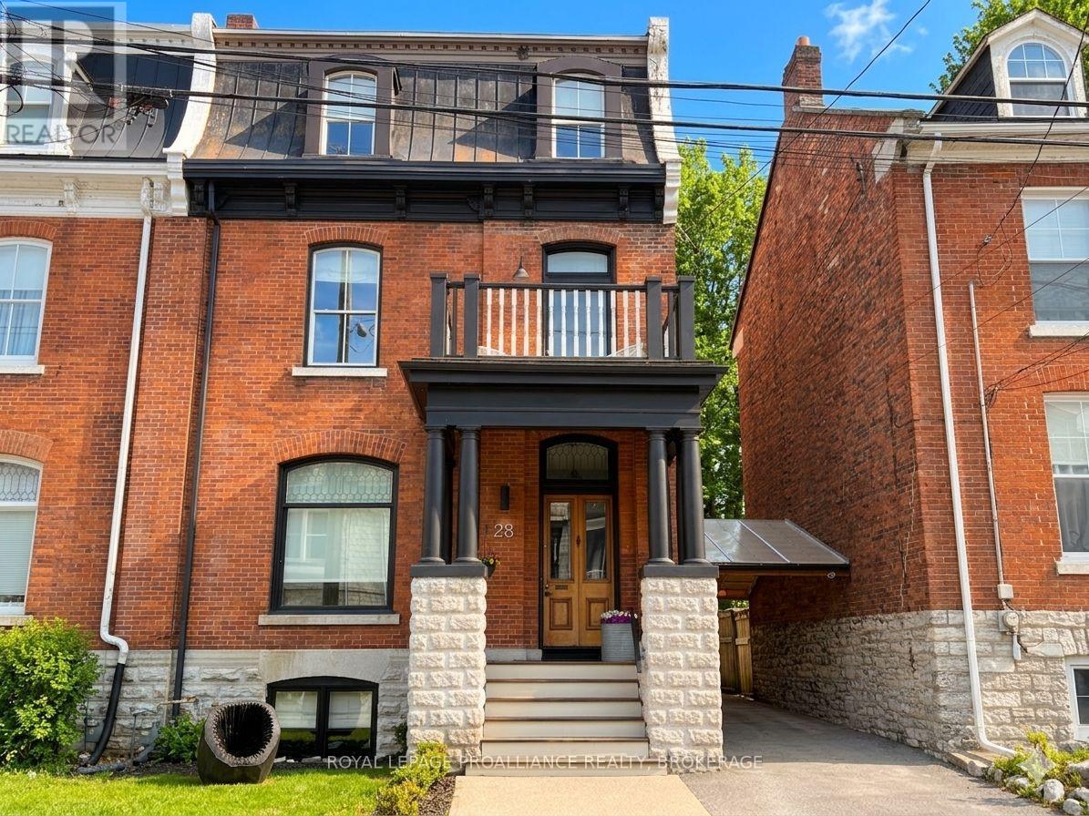 28 WELLINGTON STREET, Kingston, Ontario