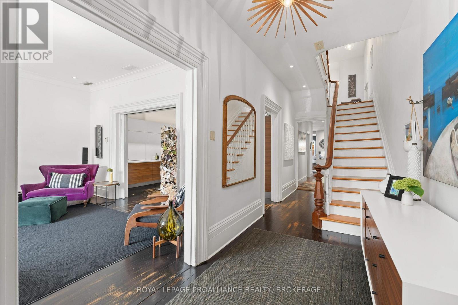 28 Wellington Street, Kingston, Ontario  K7L 3C1 - Photo 6 - X12838144