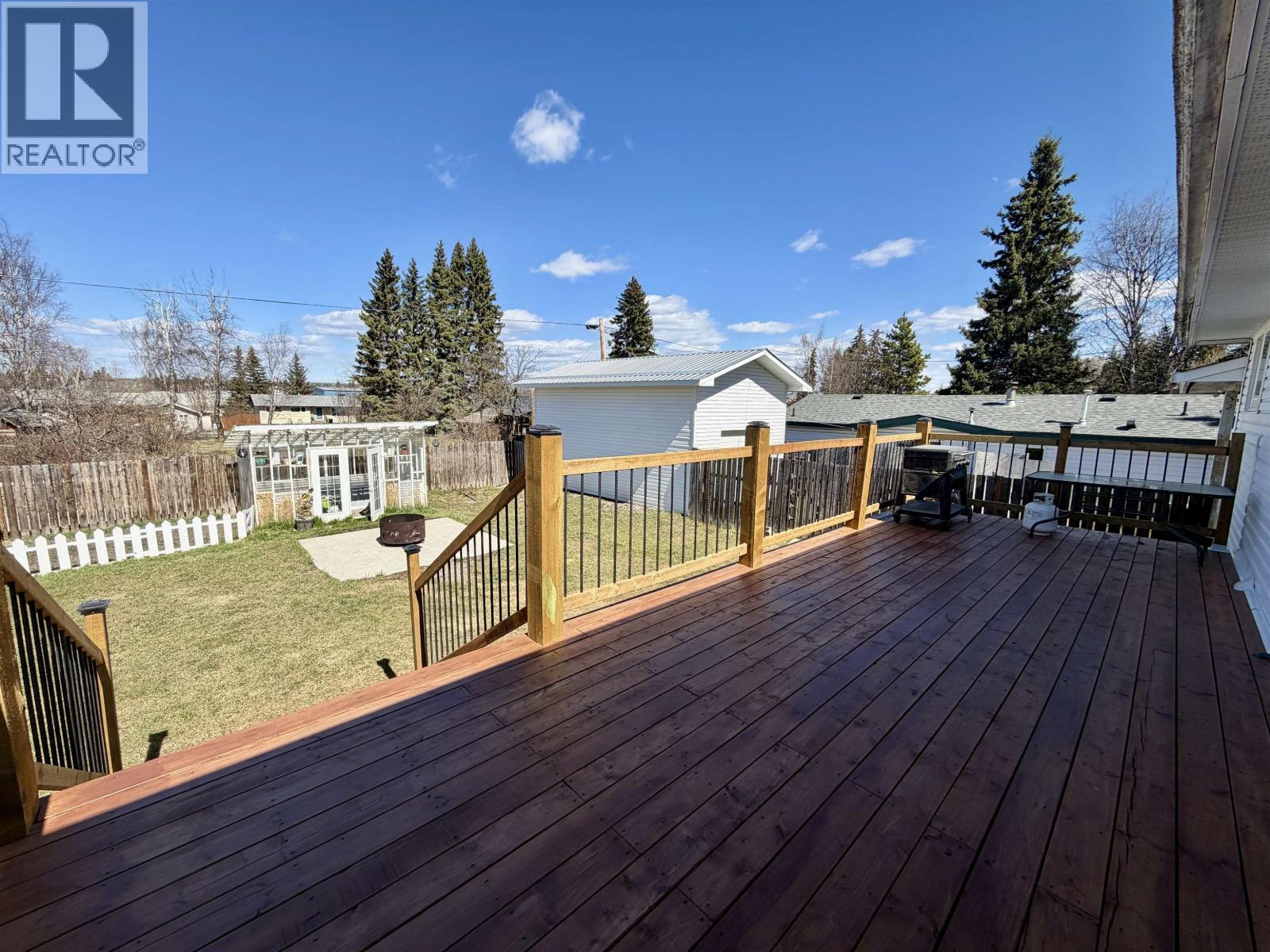 265 W 4th Street, Vanderhoof, British Columbia  V0J 3A0 - Photo 9 - R3097055