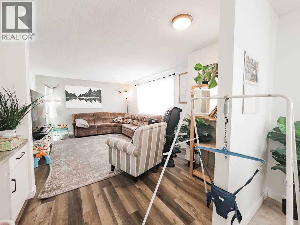 10213 101 Avenue, La Crete, Alberta  T0H 2H0 - Photo 12 - A2291136