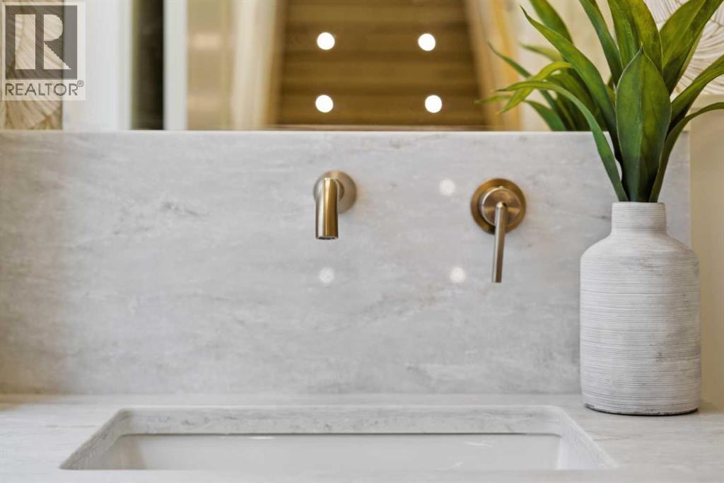 1739 48 Avenue Sw, Calgary, Alberta  T2T 2T2 - Photo 18 - A2277629