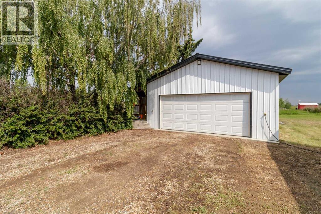 24 Main Street, Ardley, Alberta  T0M 0V0 - Photo 32 - A2234335