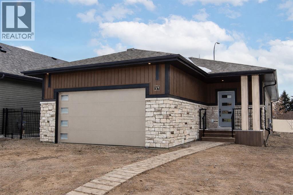 37 Terra Close, Red Deer, Alberta  T4P 0T7 - Photo 1 - A2288679