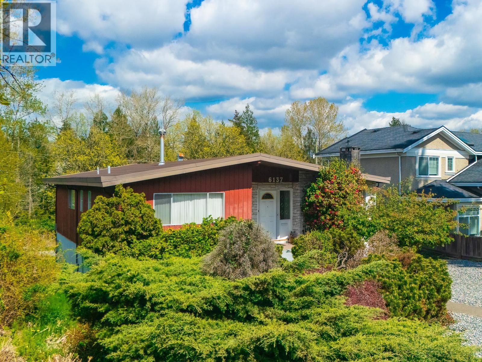 6137 Service Street, Burnaby, British Columbia  V5H 1V7 - Photo 9 - R3115204