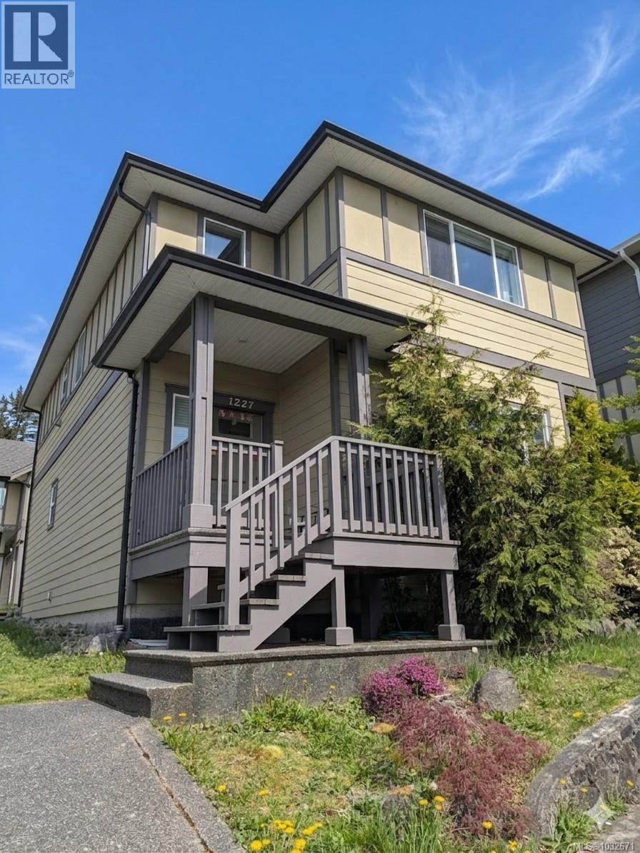 1227 Freshwater Cres, Langford, British Columbia  V9B 0L9 - Photo 2 - 1032671