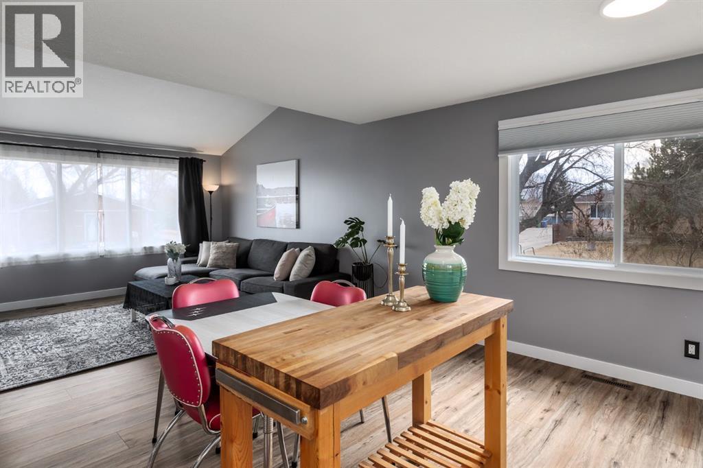 3459 30a Avenue SE, Calgary, Alberta  T2B 0H7 - Photo 10 - A2301752