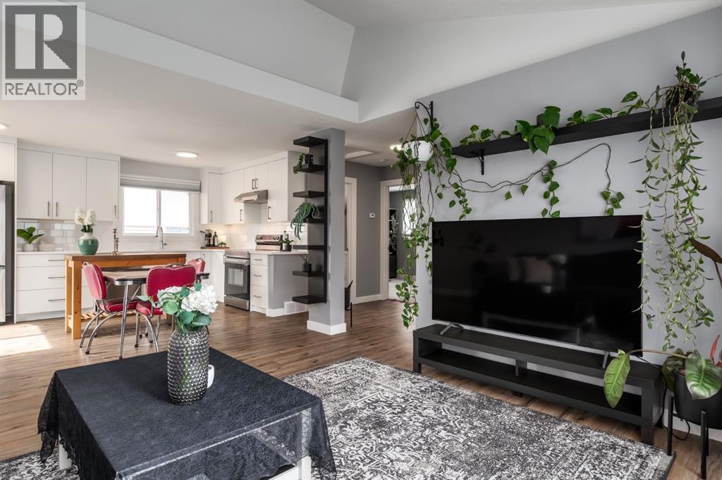 3459 30a Avenue SE, Calgary, Alberta  T2B 0H7 - Photo 7 - A2301752