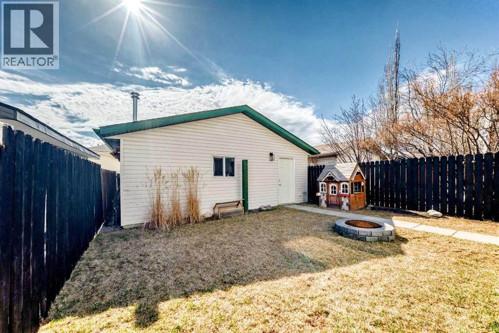 136 Hidden Hills Road Nw, Calgary, Alberta  T3A 5Y2 - Photo 48 - A2300585