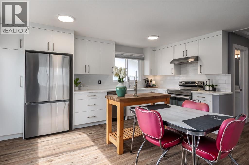 3459 30a Avenue SE, Calgary, Alberta  T2B 0H7 - Photo 8 - A2301752