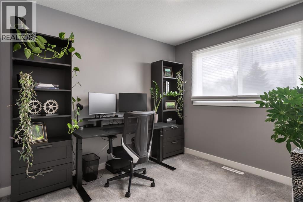 3459 30a Avenue SE, Calgary, Alberta  T2B 0H7 - Photo 15 - A2301752