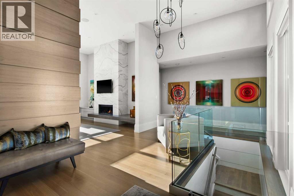 34 Elveden Heights Sw, Calgary, Alberta  T3H 0L1 - Photo 4 - A2303758