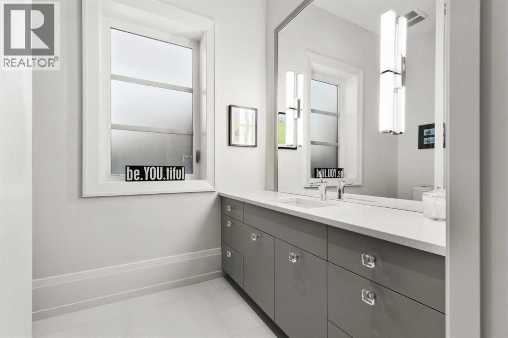 34 Elveden Heights Sw, Calgary, Alberta  T3H 0L1 - Photo 37 - A2303758