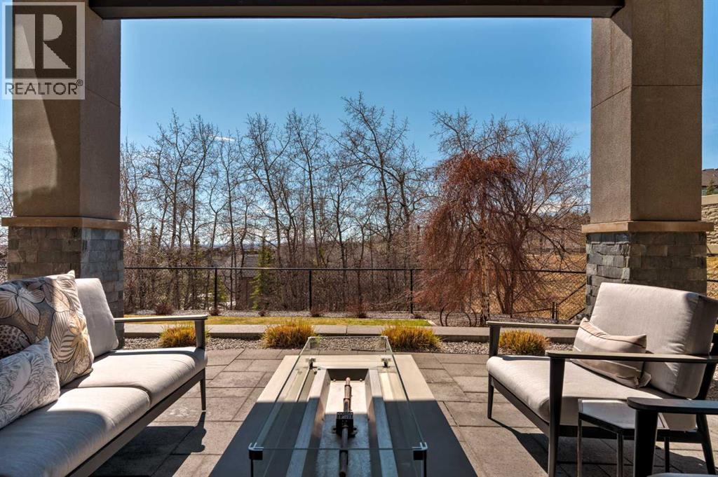 34 Elveden Heights Sw, Calgary, Alberta  T3H 0L1 - Photo 31 - A2303758