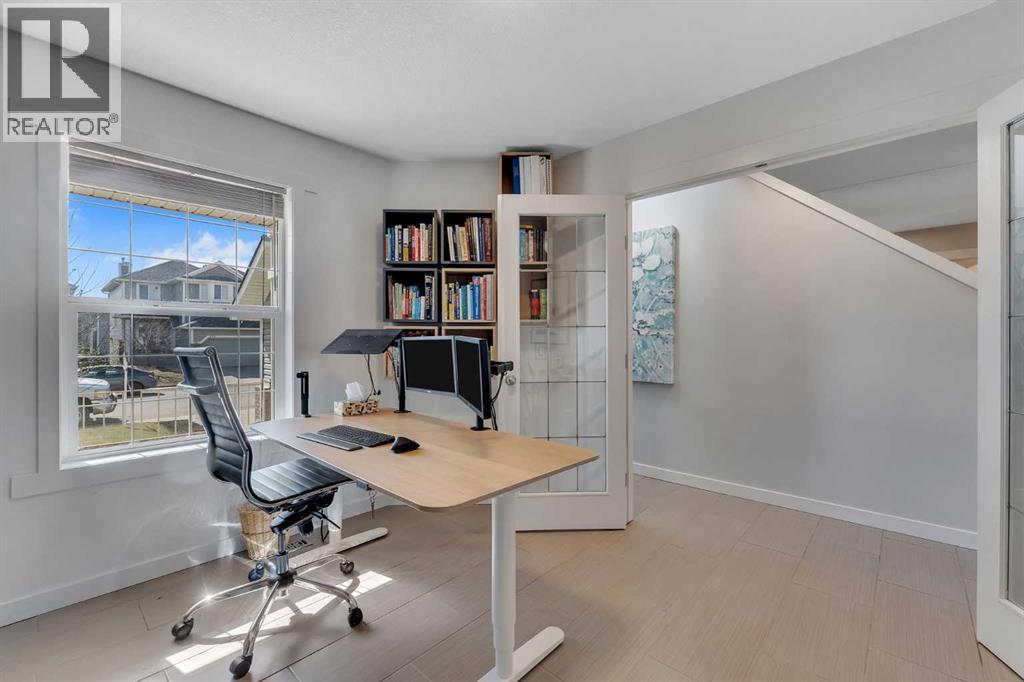 116 Bayside Landing Sw, Airdrie, Alberta  T4B 3E3 - Photo 8 - A2302459